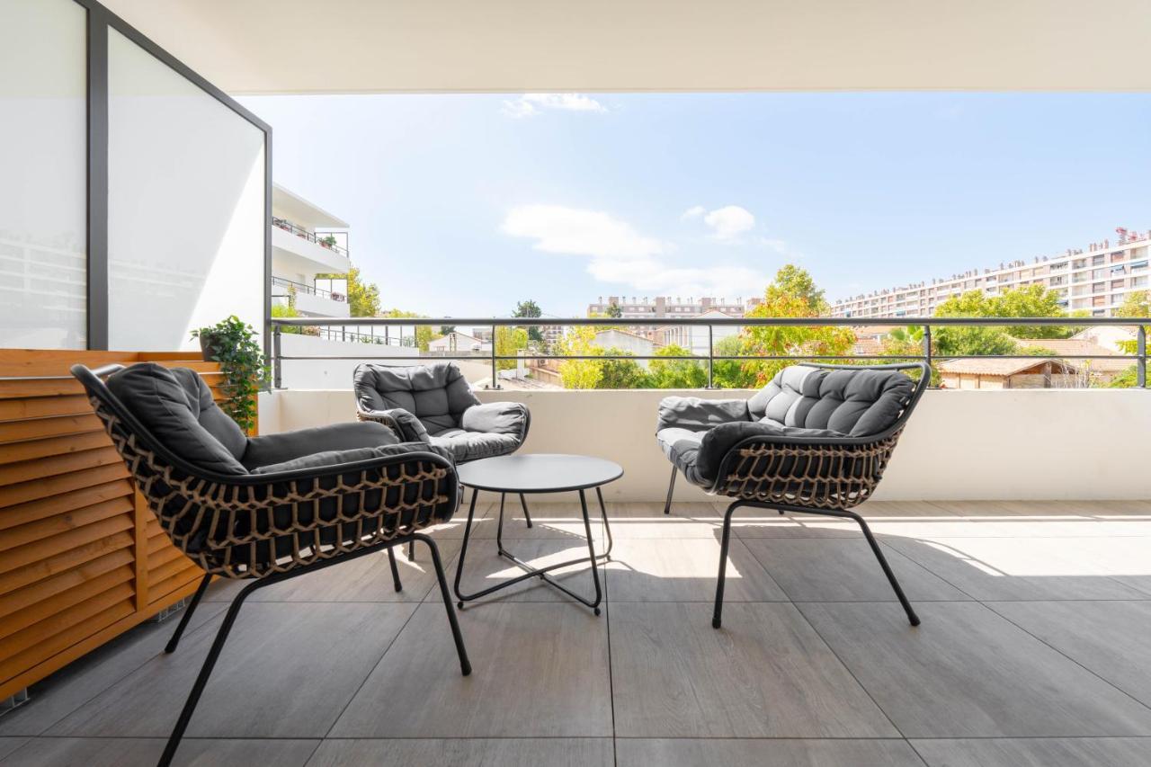 T2 Entre La Plage Et Le Velodrome-Terrasse / Parking Марсилия Екстериор снимка